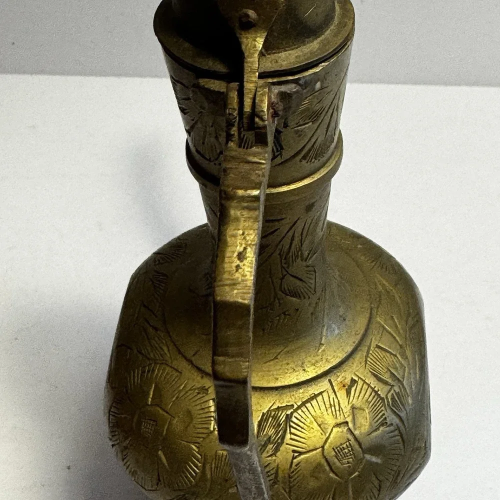 Vintage Mini‎ Brass Genie Oil Pitcher Etched Lid Decanter 6